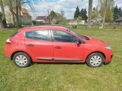 Usata Renault Mégane 101 CV (74 kW) 2012 Rosso Berlina