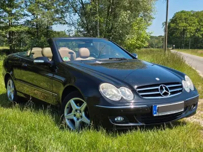 Gebraucht Mercedes CLK200 Avantgarde 184 PS (135 kW) 2008 Schwarz Cabrio