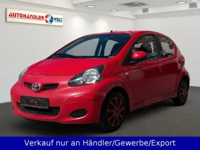 Usata Toyota Aygo 68 CV (50 kW) 2011 Rosso Utilitaria