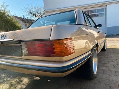 Gebraucht Mercedes SL280 185 PS (136 kW) 1976 Gold Cabrio