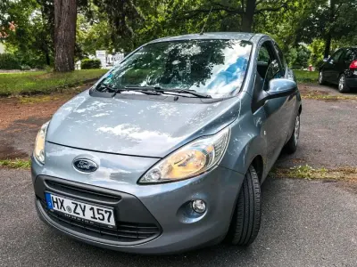 Gebraucht Ford Ka Titanium 69 PS (50 kW) 2015 Grau Kleinwagen