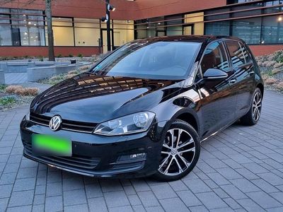 Gebraucht VW Golf VII 105 PS (77 kW) 2014 Schwarz Limousine
