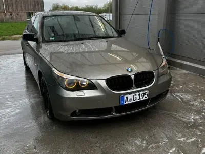 Gebraucht BMW 530 220 PS (161 kW) 2004 Beige Limousine