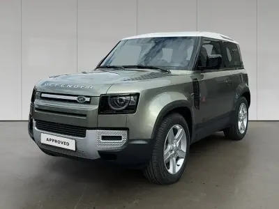 Gebraucht Land Rover Defender SE 253 PS (186 kW) 2024 Pangea green SUV