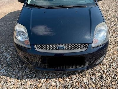 Gebraucht Ford Fiesta 60 PS (44 kW) 2007 Blau Kleinwagen