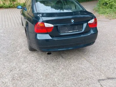 Gebraucht BMW 320 163 PS (119 kW) 2006 Grün Limousine