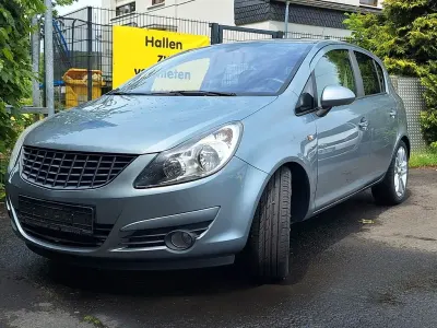 Gebraucht Opel Corsa Color Edition 101 PS (74 kW) 2010 Kleinwagen