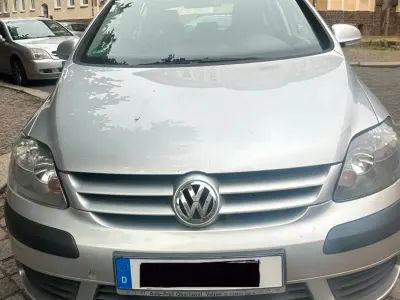 Gebraucht VW Golf IV Trendline 105 PS (77 kW) 2005 Grau Kleinwagen