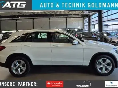 Gebraucht Mercedes GLC250 Exclusive 211 PS (155 kW) 2019 Weiß SUV