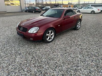Rot Gebraucht 1999 Mercedes SLK200 Cabrio | 3.500 € (Guter Preis)