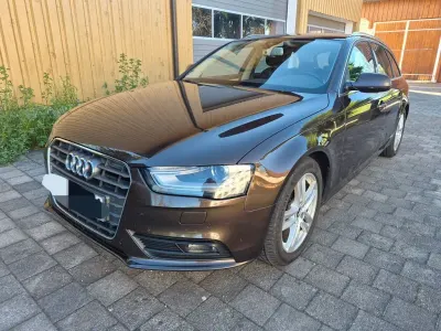 Gebraucht Audi A4 Ambiente 163 PS (119 kW) 2015 Braun Kombi