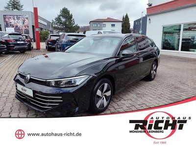 Gebraucht VW Passat Elegance 150 PS (110 kW) 2025 Grenadillschwarz metallic Kombi