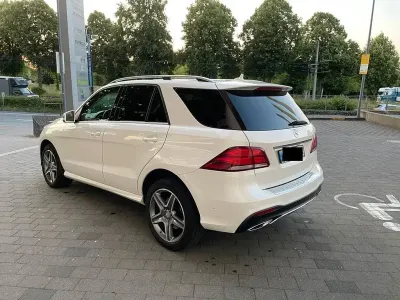 Gebraucht Mercedes GLE350 AMG line 258 PS (189 kW) 2017 Weiß SUV