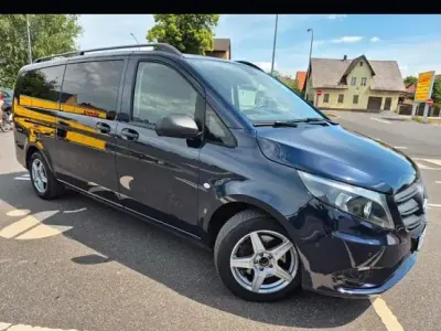 Gebraucht Mercedes Vito 163 PS (119 kW) 2022 Blau Van