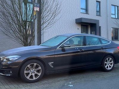 BMW 318 Gran Turismo