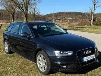 Gebraucht Audi A4 S-Line 177 PS (130 kW) 2013 Blau Kombi