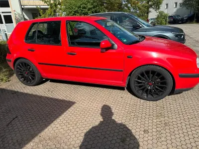 Gebraucht VW Golf III 100 PS (73 kW) 1999 Rot Limousine