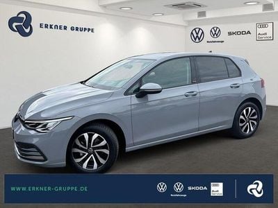 Gebraucht VW Golf VIII Active 131 PS (96 kW) 2023 Mondsteingrau Limousine