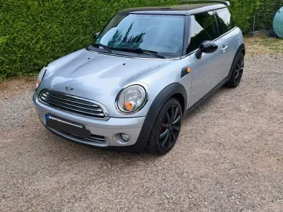 Gebraucht Mini Cooper 120 PS (88 kW) 2006 Silber Kleinwagen