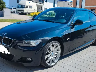 Gebraucht BMW 320 M Sport 177 PS (130 kW) 2010 Schwarz Coupé