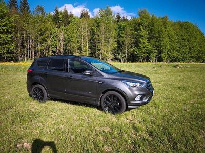 Gebraucht 2018 Ford Kuga ST-Line SUV | 16.300 € (Fairer Preis)