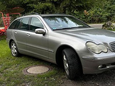 Mercedes C270