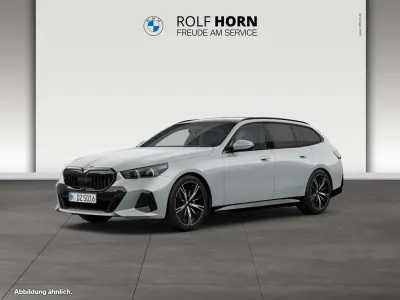 Neu BMW 520 Comfort Edition 197 PS (144 kW) 2025 Grau Kombi