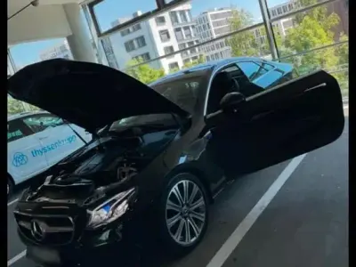 Gebraucht Mercedes E200 184 PS (135 kW) 2018 Schwarz Coupé