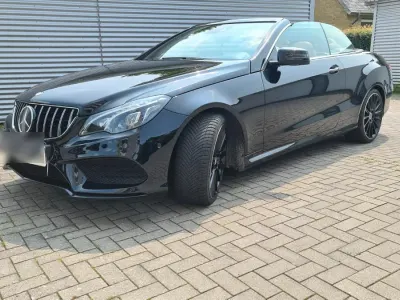 Gebraucht Mercedes E350 AMG 258 PS (189 kW) 2015 Schwarz Cabrio