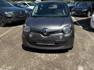 Gebraucht Renault Twingo Life 69 PS (50 kW) 2017 Grau Kleinwagen