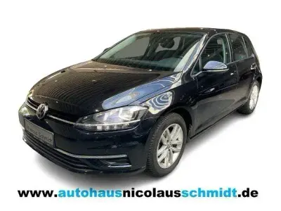 Gebraucht VW Golf VII Comfortline 110 PS (80 kW) 2017 Schwarz Limousine