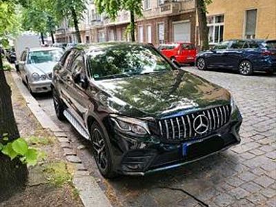 Używany Mercedes GLC250 204 KM (150 kW) 2018 Czarny Coupe