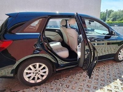 Mercedes B180