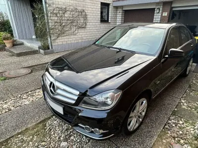 Gebraucht Mercedes C180 Avantgarde 120 PS (88 kW) 2011 Schwarz Limousine