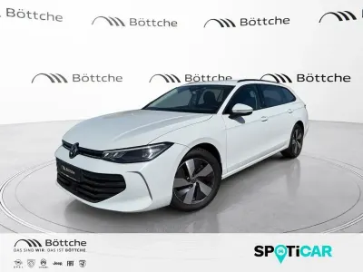 Gebraucht VW Passat 150 PS (110 kW) 2024 Pure white Kombi