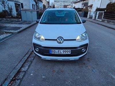 Weiß Gebraucht 2019 VW cross up! Kleinwagen | 9.900 € (Fairer Preis)