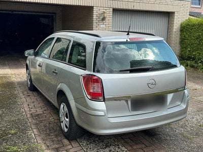 Gebraucht Opel Astra 2010 Grau Kombi