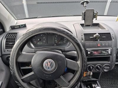 Gebraucht VW Polo 64 PS (47 kW) 2003 Schwarz Limousine