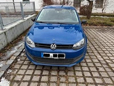 Gebraucht VW Polo 70 PS (51 kW) 2011 Blau Kleinwagen
