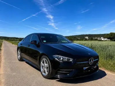 Käytetty Mercedes CLA200 AMG line 163 HP (119 kW) 2020 Musta Coupe - kaksiovinen