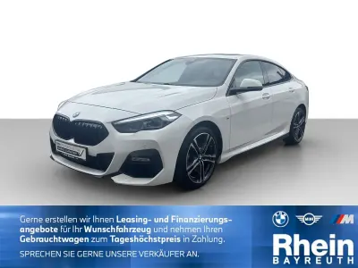 Gebraucht BMW 220 M Sport 178 PS (130 kW) 2023 Alpinweiß uni Coupé