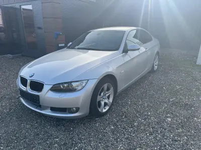 Gebraucht BMW 320 170 PS (125 kW) 2008 Silber Coupé