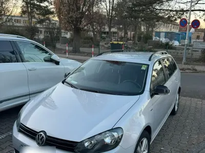 Gebraucht VW Golf VII 80 PS (58 kW) 2013 Silber Kombi