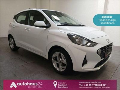 Gebraucht Hyundai i10 Trend 84 PS (61 kW) 2022 Weiß Kleinwagen