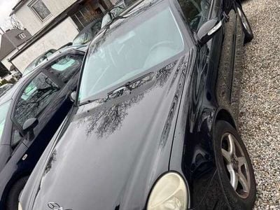 Mercedes E220