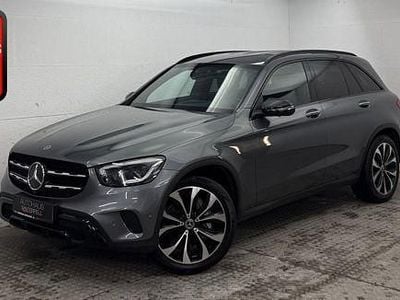 Gebraucht Mercedes GLC400d Night 330 PS (242 kW) 2021 Selenitgrau (metallic) SUV