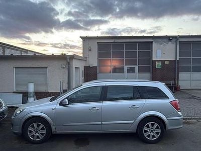 Gebraucht Opel Astra 103 PS (75 kW) 2005 Silber Kombi