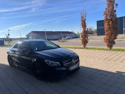 Gebraucht Mercedes CLA250 204 PS (150 kW) 2018 Schwarz Coupé
