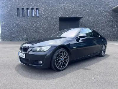 Gebraucht BMW 330 M Sport 272 PS (200 kW) 2009 Schwarz Coupé
