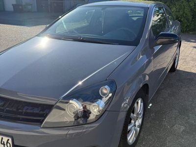Opel Astra GTC
